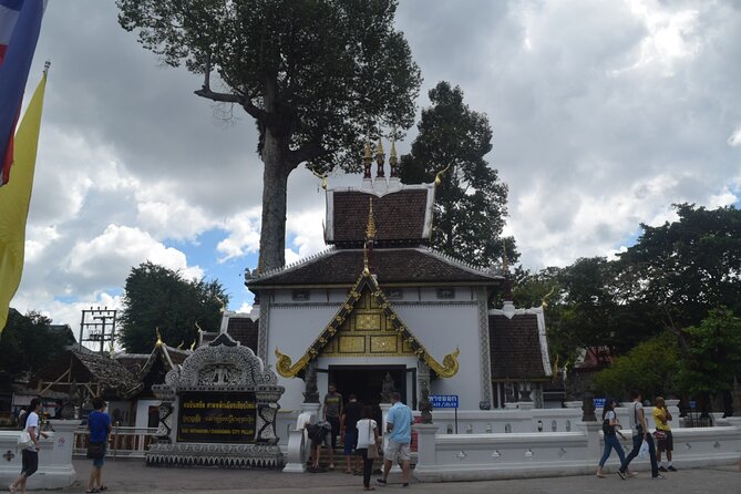 Half Day Chiang Mai City and Cultural by TukTuk, Samlor & Red car (Private Tour) - Three Kings Monument for names you can actually use