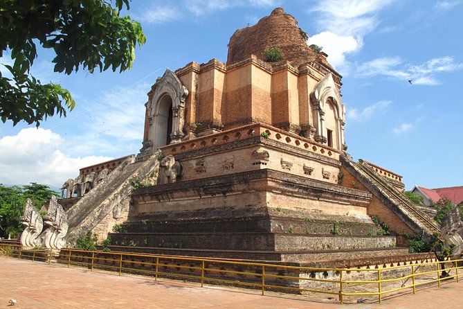 Half Day Chiang Mai City Temples & Museum Tour - Group or Private - Why This Half-Day Temple and Museum Loop Makes Sense