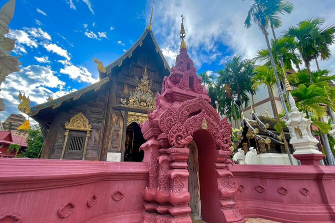 Half day Doi Suthep Temple and city temples (Private tour) - Wat Phan Tao: teak Lannaviharn and the kind of details you cannot rush