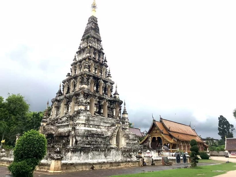 Half Day Historical & Cultural Experience Bicycle Tour - The flower cone workshop before temple worship