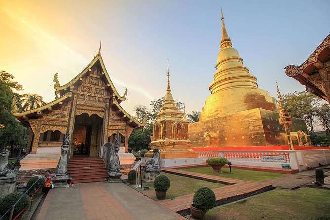 Half-Day Private Night Tour by Tuk Tuk in Chiang Mai City - The English-speaking guide issue: how to plan so you still enjoy it