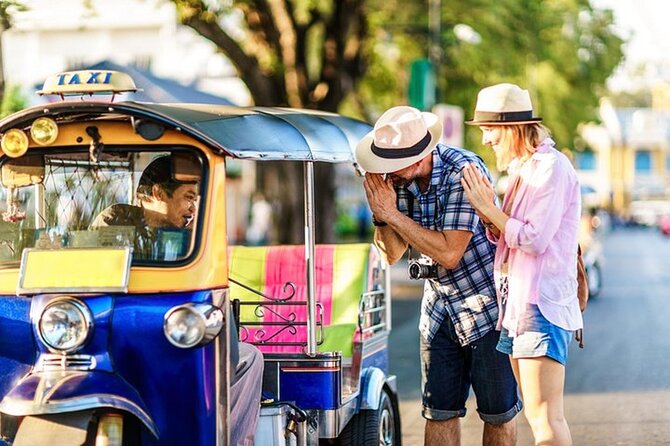 Half-Day Private Night Tour by Tuk Tuk in Chiang Mai City - Price and comfort: what you really get for the money