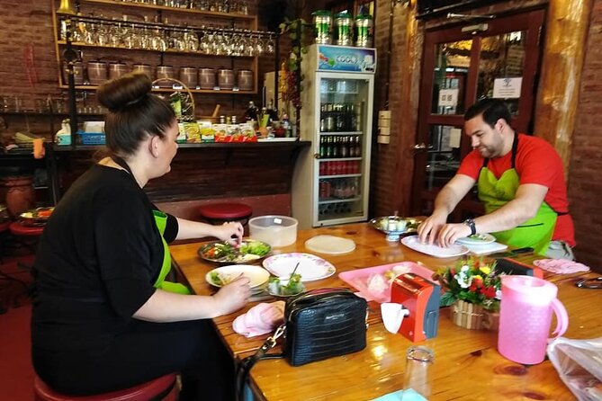 Half-Day Thai Cuisine Cooking Experience in Chiang Mai - Chef help and multilingual classes that actually matter