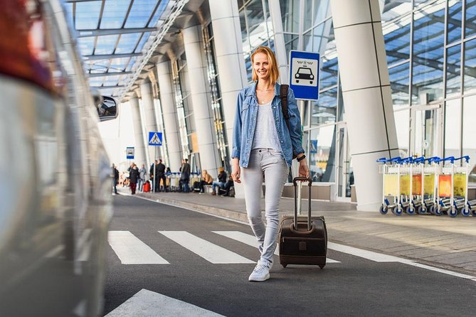 Hassle-Free Private Arrival Transfer from Chiang Mai Airport - Is This Good Value at $20.62 per Person?