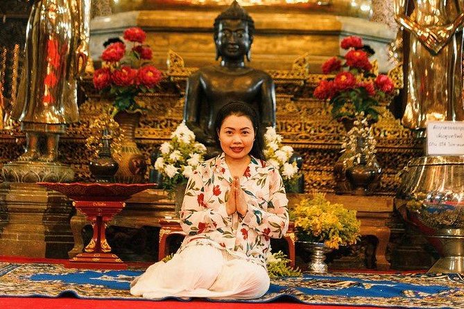 Heart of Chiang Mai By Tuk Tuk under the Sunlight or Moonlight - Wat Sri Suphan: The Silver Temple’s Handcrafted Sparkle