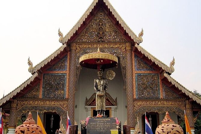 Historical City Bike Tour of Chiang Mai - Key points