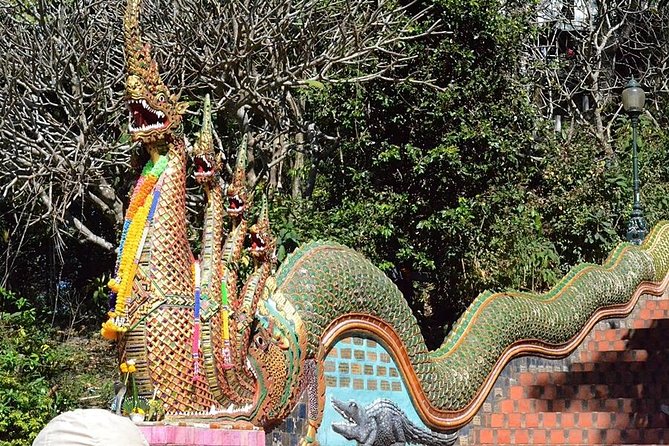 Hot! Doisuthep Temple+Wat Palad+Sticky waterfall - Stop 2, Wat Pha Lat: a short dose of forest-temple calm