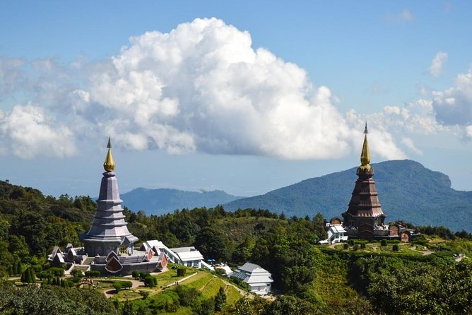 Inthanon Day Trip from Chiang Mai with Lunch - Group or Private - Stop-by-stop: Doi Inthanon peak and the first park circuit