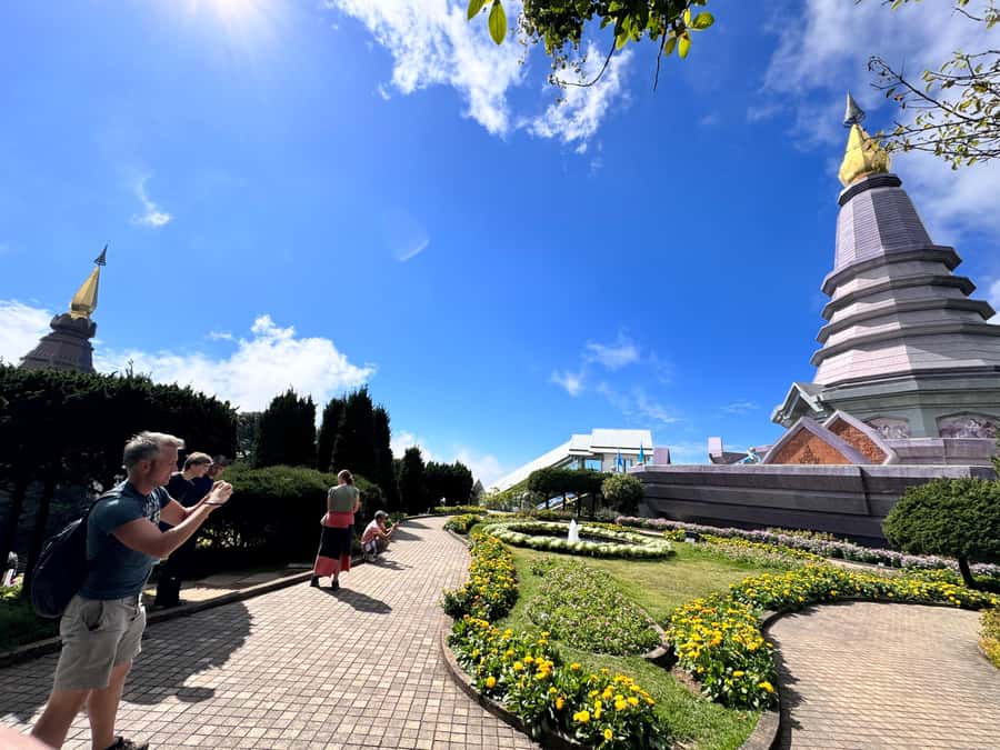 Inthanon national park, Trekking and Sightseeing in one day. - Doi Inthanon and Thailand’s highest mountain, 2,565 meters