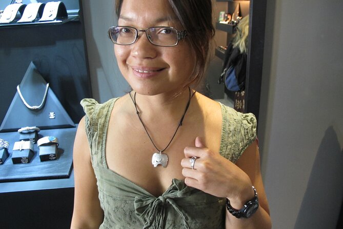 Jewellery Making Class with Silversmithing in Chiang Mai - The instructor approach: hands-on guidance that still keeps your control