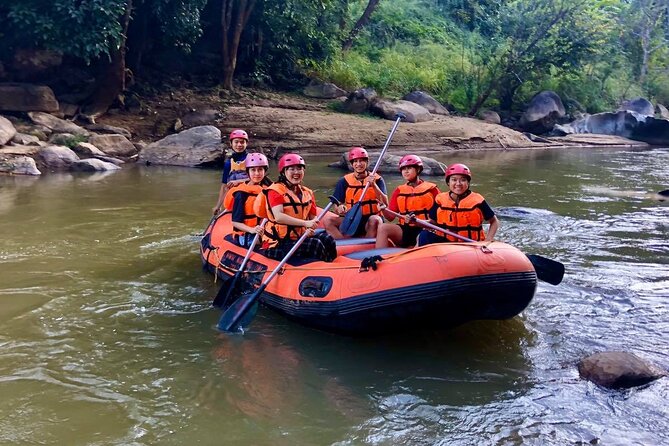 Khampan Rafting: White Water Rafting Guided Adventure in Chiang Mai - What the day feels like on the water, not just the facts