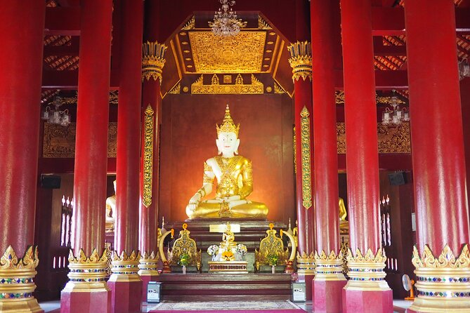 Lady Driver and Guide - Wat Chedi Luang Varavihara: seeing scale up close at the biggest pagoda described