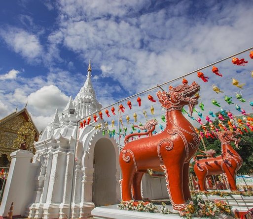 Lamphun and Lampang City Temples Small Group Tour – Full Day - Stop 1: Wat Chamthewi (Wat Ku Kut) and the Chedi of 60 Buddha Statues