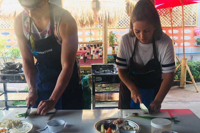 Lean cooking in A Thai atmosphere with Cookventure Home Cooking Studio - Vegan-friendly adjustments can be possible