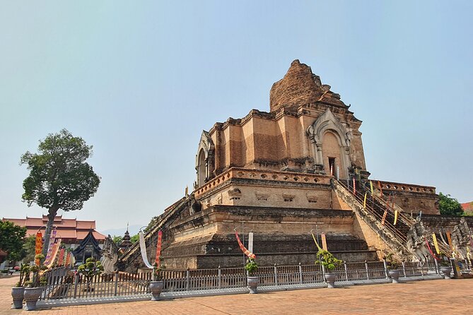 Mastering Chiang Mai Temples in Halfday - Visit 7 Temples - Seven Temples in Four Hours: What This Morning Really Feels Like