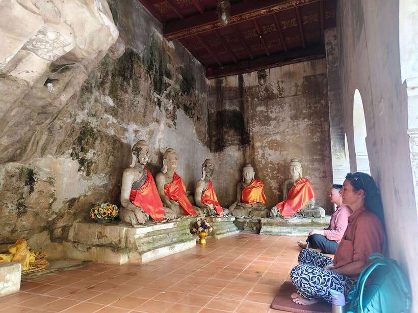Monk trails hike, Wat Phalat, Monk chanting, Wat Doi Suthep. - Price and value at about $44 per person