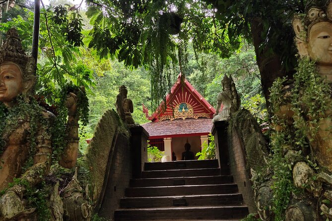 Monks trails (1 hour)-Wat Umong- Wat Phalat & Doi Suthep temple - Why This 3-Temple Chiang Mai Route Works When Time is Short