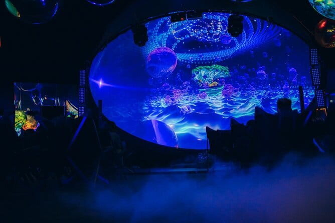 Mystic Universe Exhibition - Your 2 hours 30 minutes inside the 360-degree world