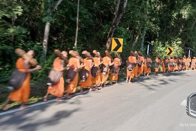 No1. Chiang Mai City Hiking, Biking & Kayaking Triathalon - What’s included, and what you should still bring