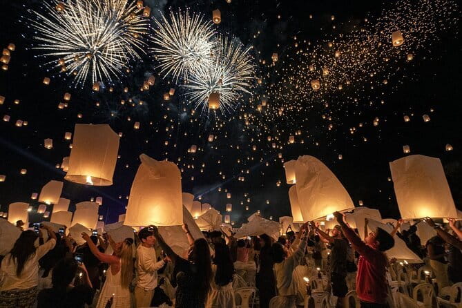 [Official] 2025 Chiangmai Authentic Sky Lanterns Festival Tickets - Pickup timing and meeting points: don’t show up late