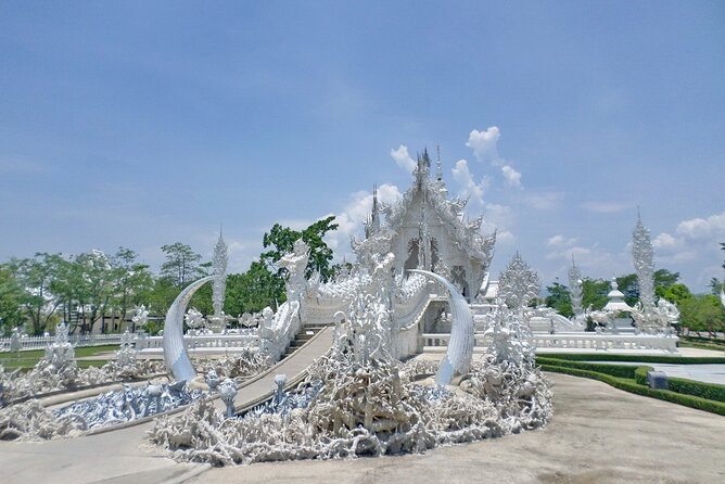 One Day Tour Chiang Rai(White Temple , Blue Temple, Black House) Private Tour - Mae Khachan Hot Spring: A Small Stop That Works