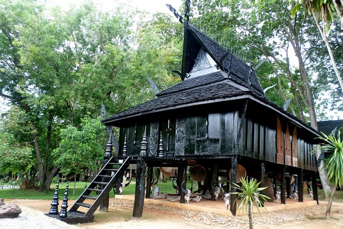 One Day Tour Chiang Rai(White Temple , Blue Temple, Black House) Private Tour - Lunch and Water: Built-In Fuel for a Long Day