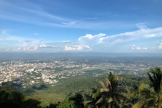 One Day Tour Doi Suthep Temple, Palad Temple, Orchid Farm, Longneck hill tribe village (Private tour) - Wat Pha Lat, a quieter mountain stop with a time buffer