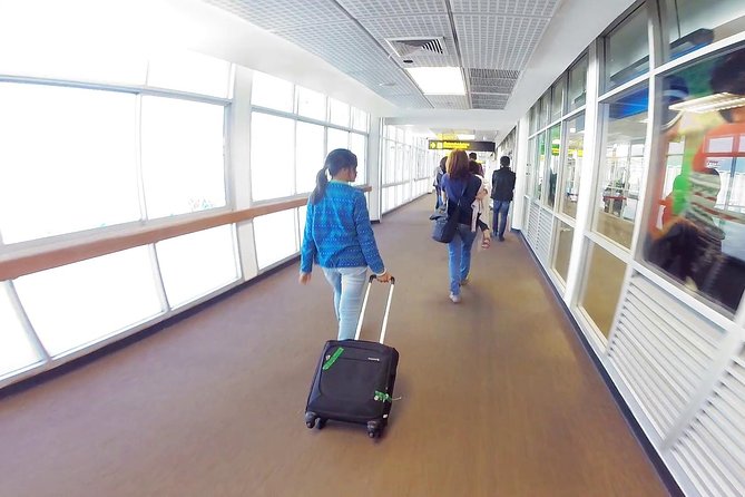 Private Arrival Transfer from Chiang Mai International Airport - The Ride Experience: AC Comfort, Luggage Rules, and Real Timing