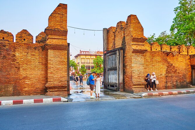 Private Chiang Mai Old City Half Day Tuk Tuk Tour - Stop 3, Three Kings Monument: The Free Landmark That Explains the City