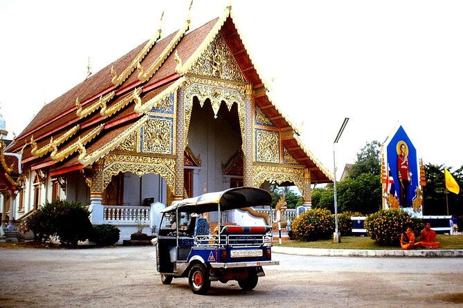 Private Chiang Mai Old City Half Day Tuk Tuk Tour - Stop 4, Wat Sri Suphan (Silver Temple): The Glint and the Craft Behind It