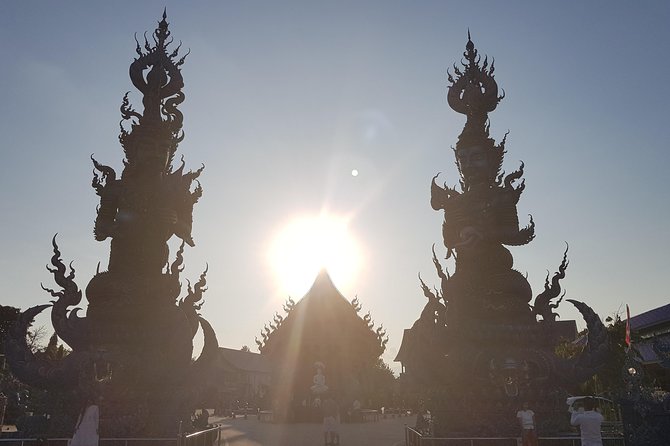 Private Chiang Rai White and Blue Temple with Black House - Wat Rong Khun, the White Temple and its mirror world