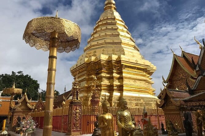 Private Day Tour Doi Suthep Temple and Handicraft Center - Getting there in an air-conditioned van with an English-speaking guide