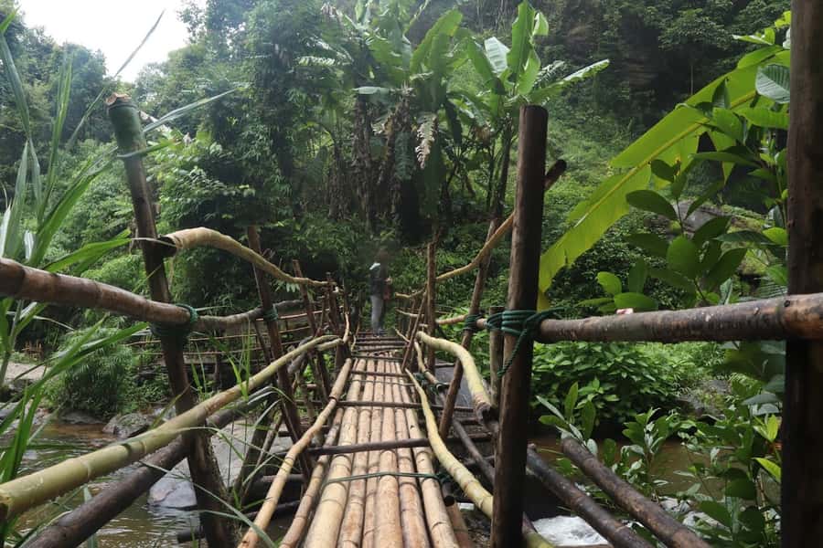 Private Doi Inthanon With Trekking Pha Dok Siew Nature Trail - Lunch break and meeting the local hill tribe guide