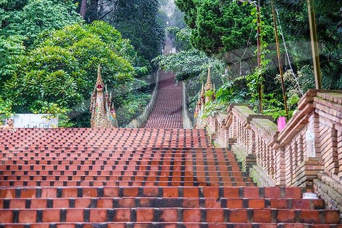Private Tour: Chiang Mai City and Temples - Start at Doi Suthep: Naga Stairs and Summit Temple Views