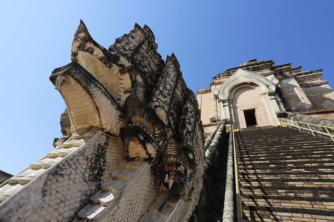 Private Tour: Chiang Mai City Tour Full Day - Wat Sri Suphan: A Temple with a Rebuild Story