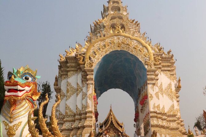 Private Tour Chiang Rai 3 Wonderful Temples & Lalitta Cafe - How this private Chiang Rai temple day runs from Chiang Mai