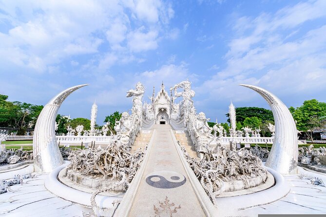 Private Tour: Chiang Rai Golden Triangle Day Trip from Chiang Mai - Shangri-La Chiang Mai stop: a quick start with a view-orienting purpose