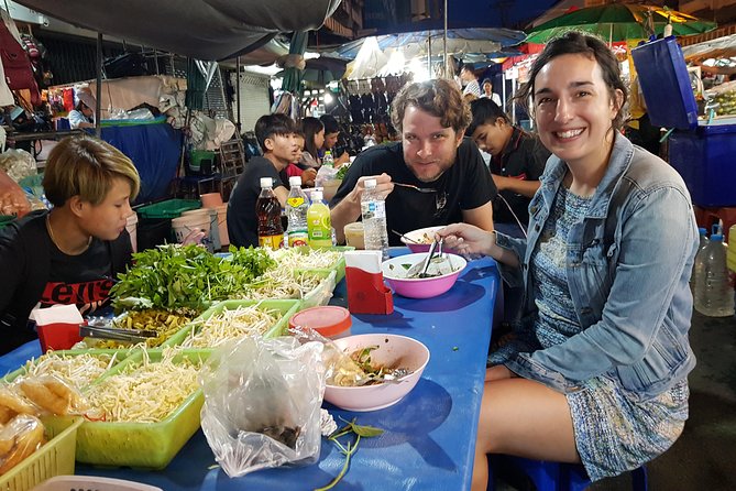 Private Tour: Food Tasting like local - Guide quality and the practical benefit of English speaking help