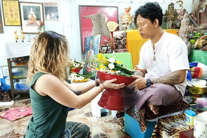 Private Tour of Sacred Sakyant Tattoo in Lamphun Province. - สำนักสักยันต์ sompong intalek: choosing your Yantra and receiving the blessing