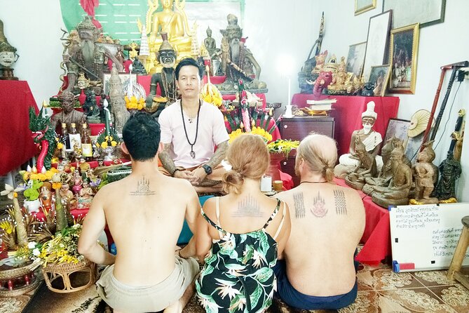 Private Tour of Sacred Sakyant Tattoo in Lamphun Province. - ป้าพร ข้าวซอย: lunch that keeps the day grounded