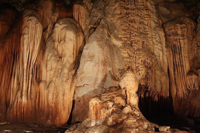 Private tour] Perfect day! Sticky waterfall + ChiangDao Cave + Wat BandenTemple - Key things that make this day work