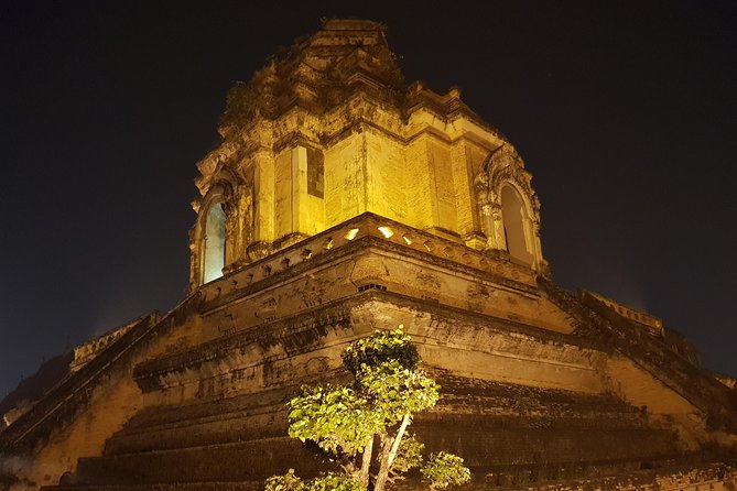 Private Tour: Sightseeing City walking Tour - Why a Private Guide Changes Everything in Old City Chiang Mai