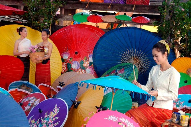 San Kamphaeng Hot Springs and Thai Handicraft Tour from Chiang Mai - A One-Hour Craft Shift: Bo Sang Umbrellas and Sankamphaeng Villages