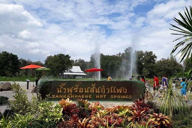 San Kamphaeng Hot Springs and Thai Handicraft Tour from Chiang Mai - What You Can Expect to Buy, and How to Choose Smart Gifts