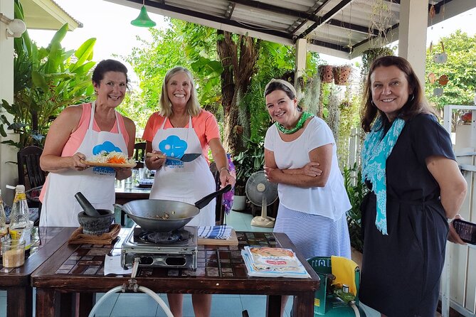 Small Group Northern Thai Cuisine & Market Tour in Chiang Mai - Northern Thai market-to-meal: what you’re really paying for