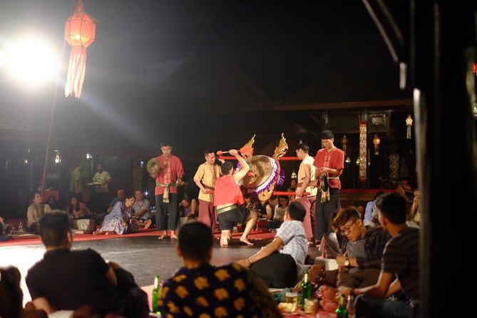 Small Group : Traditional Dinner with Performance and Local Fresh Market Tour - Price and value: why about $44 can make sense