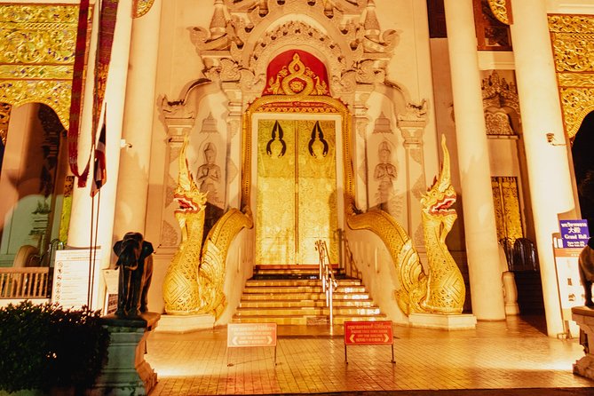 Sunlight or Moonlight: Chiang Mai City Tuk Tuk Tour - Wat Lok Molee and its Lanna-style architecture stop
