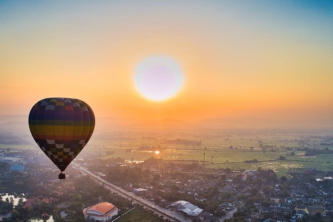 Sunrise Hot Air Balloon Adventure in Chiang Mai - Pickup Comfort, Small Groups, and What Landing Feels Like