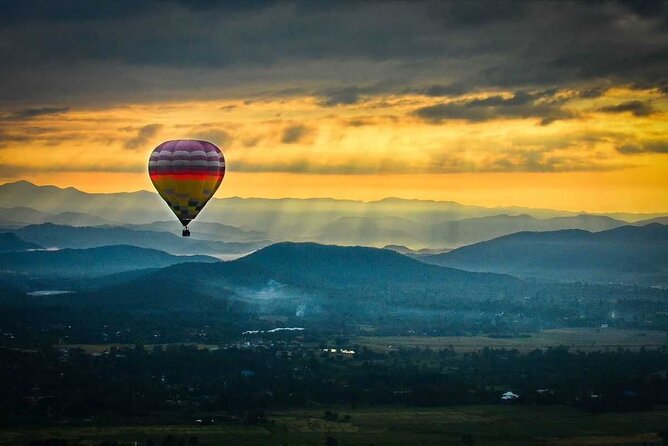 Sunrise Hot Air Balloon Adventure in Chiang Mai - Getting Oriented at 6:00 am: Pickup and Balloon Inflation