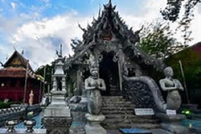 Temples Tour with Private Cruise - The cruise setup: getting to the water the calm way